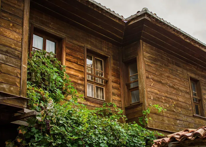 Апартамент Paradiso 'в' 207 Two Bedroom Несебър