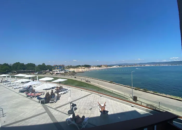 Paradiso 'в' 207 Two Bedroom Апартамент Несебър