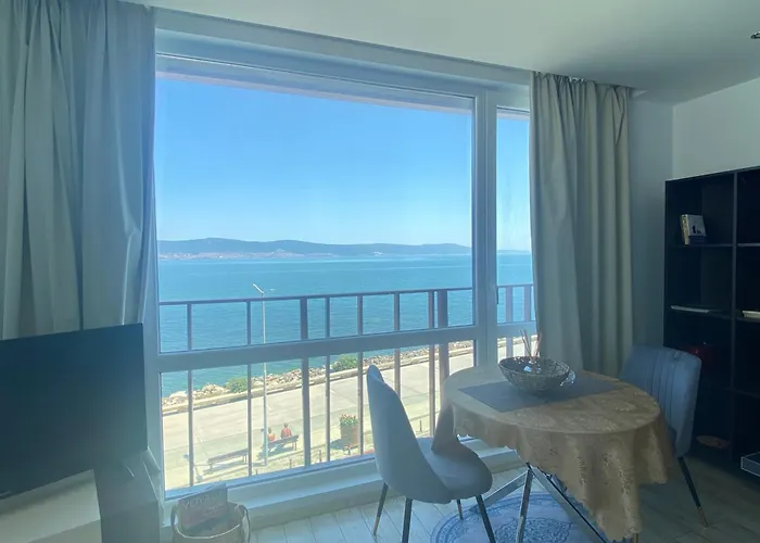 Апартамент Paradiso 'в' 207 Two Bedroom *