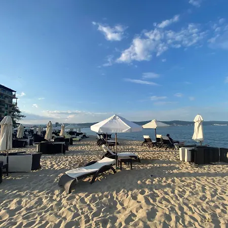 公寓 Paradiso 'в' 207 Two Bedroom 内塞伯尔
