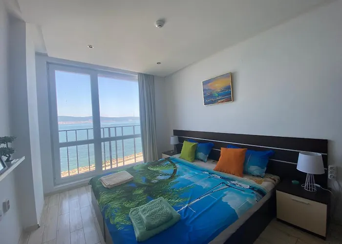 公寓 Paradiso 'в' 207 Two Bedroom 内塞伯尔
