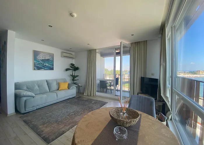 Paradiso 'в' 207 Two Bedroom * 内塞伯尔